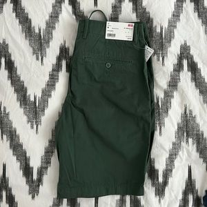 Uniqlo chino shorts (men’s)